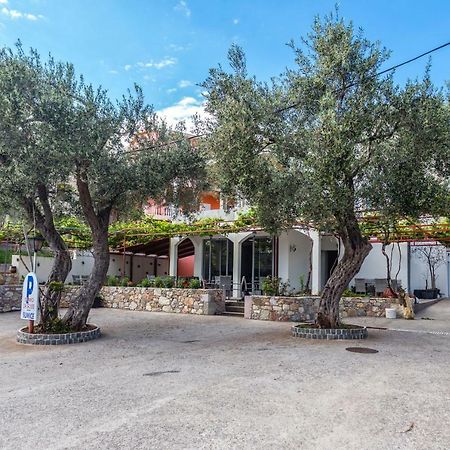 Sumice Inn Petrovac エクステリア 写真